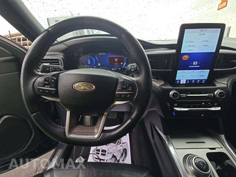 2020 Ford Explorer Platinum - miniatura 10