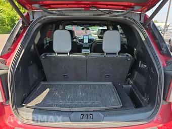 2020 Ford Explorer ST - miniatura 12