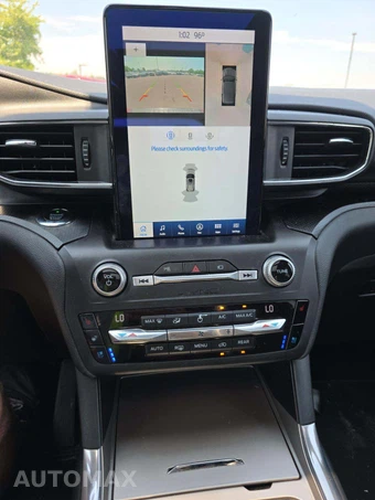 2020 Ford Explorer ST - miniatura 7