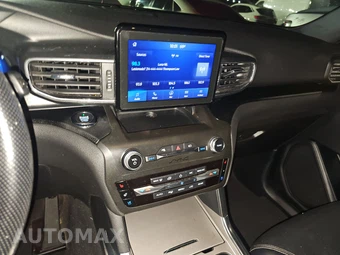 2020 Ford Explorer ST - miniatura 11