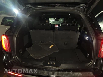 2020 Ford Explorer ST - miniatura 17