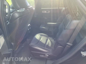 2020 Ford Explorer ST - miniatura 13