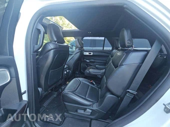 2020 Ford Explorer ST - miniatura 13