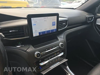 2020 Ford Explorer ST - miniatura 11