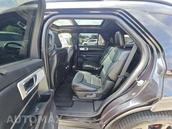 2020 Ford Explorer ST - miniatura 13