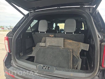 2020 Ford Explorer ST - miniatura 17