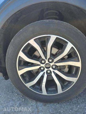 2020 Ford Explorer ST - miniatura 23