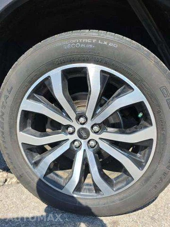 2020 Ford Explorer ST - miniatura 25
