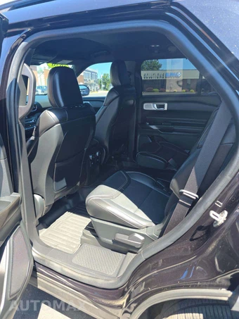 2020 Ford Explorer ST - miniatura 13