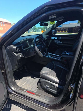 2020 Ford Explorer ST - miniatura 6