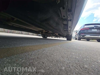 2020 Ford Explorer ST - miniatura 18