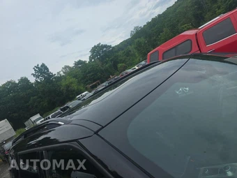 2020 Ford Explorer ST – miniatura 12