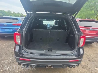 2020 Ford Explorer ST – miniatura 19