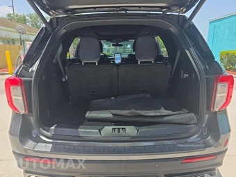2020 Ford Explorer ST – miniatura 12