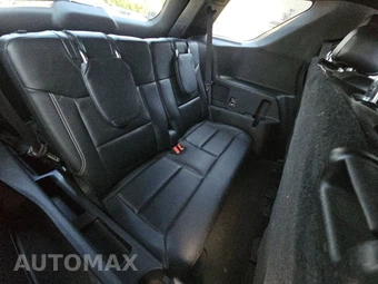 2020 Ford Explorer ST - miniatura 14
