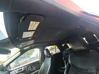 2020 Ford Explorer ST - miniatura 15