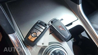 2020 Ford Explorer ST - miniatura 19