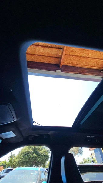 2020 Ford Explorer ST - miniatura 22