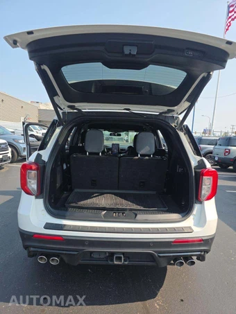2020 Ford Explorer ST - miniatura 15