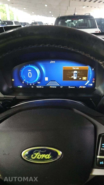 2020 Ford Explorer ST - miniatura 19