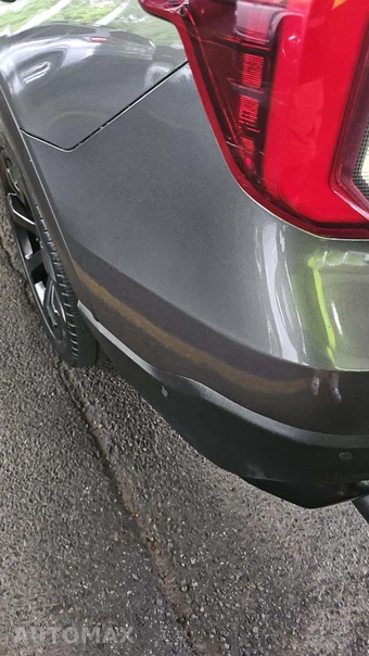 2020 Ford Explorer ST - miniatura 33