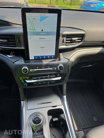 2020 Ford Explorer ST - miniatura 10