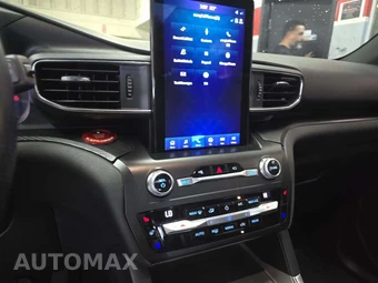 2020 Ford Explorer ST - miniatura 10