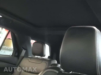 2020 Ford Explorer ST - miniatura 11