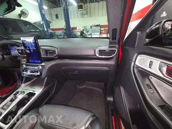 2020 Ford Explorer ST - miniatura 20