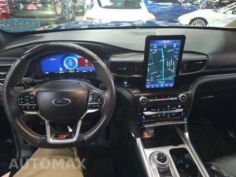 2020 Ford Explorer ST - miniatura 10