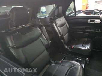 2020 Ford Explorer ST - miniatura 17