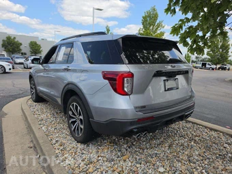 2020 Ford Explorer ST - miniatura 2