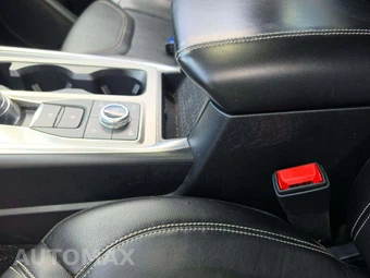 2020 Ford Explorer ST - miniatura 25