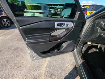 2020 Ford Explorer ST - miniatura 9