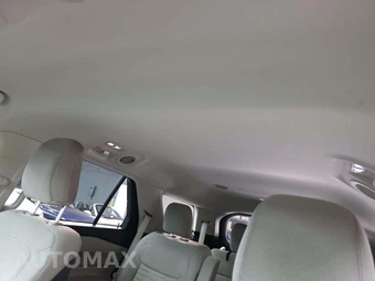2020 Ford Explorer XLT - miniatura 11
