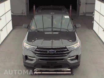2020 Ford Explorer XLT - miniatura 2