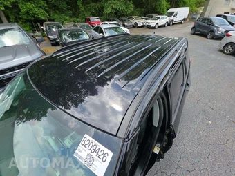 2020 Ford Explorer XLT – miniatura 12