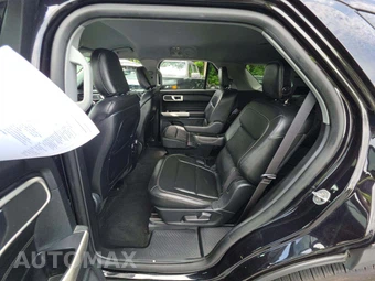 2020 Ford Explorer XLT – miniatura 13