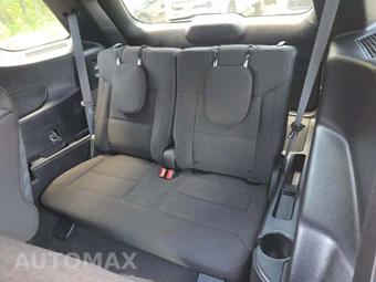 2020 Ford Explorer XLT - miniatura 11
