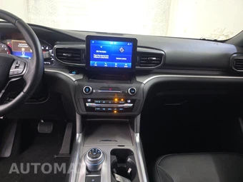 2020 Ford Explorer XLT - miniatura 11