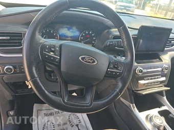 2020 Ford Explorer XLT – miniatura 10