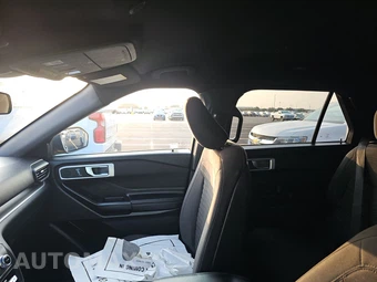 2020 Ford Explorer XLT - miniatura 18