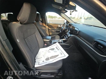 2020 Ford Explorer XLT - miniatura 8