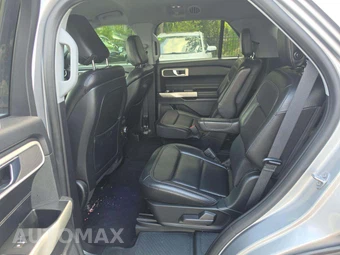 2020 Ford Explorer XLT - miniatura 10