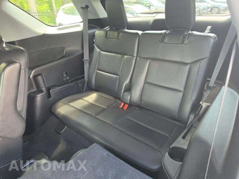 2020 Ford Explorer XLT - miniatura 11