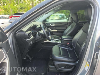 2020 Ford Explorer XLT - miniatura 3