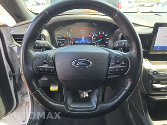 2020 Ford Explorer XLT - miniatura 10