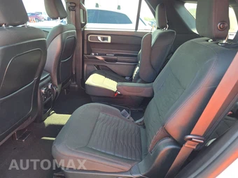 2020 Ford Explorer XLT - miniatura 13