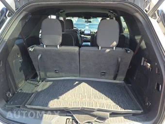 2020 Ford Explorer XLT - miniatura 17