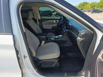 2020 Ford Explorer XLT - miniatura 16